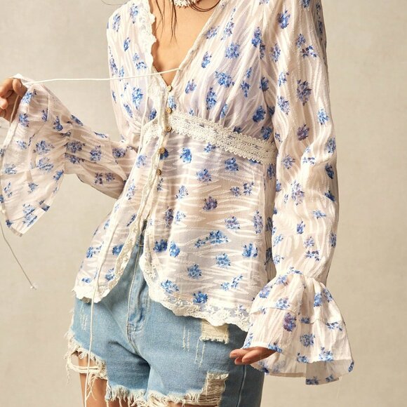 Multicolor Boho Women's Casual Woven V-Neck Bell Sleeve Printed Blouse - Picture 5 of 7